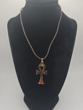 Gold Ankh Pendant Necklace - Women's Spiritual Jewelry